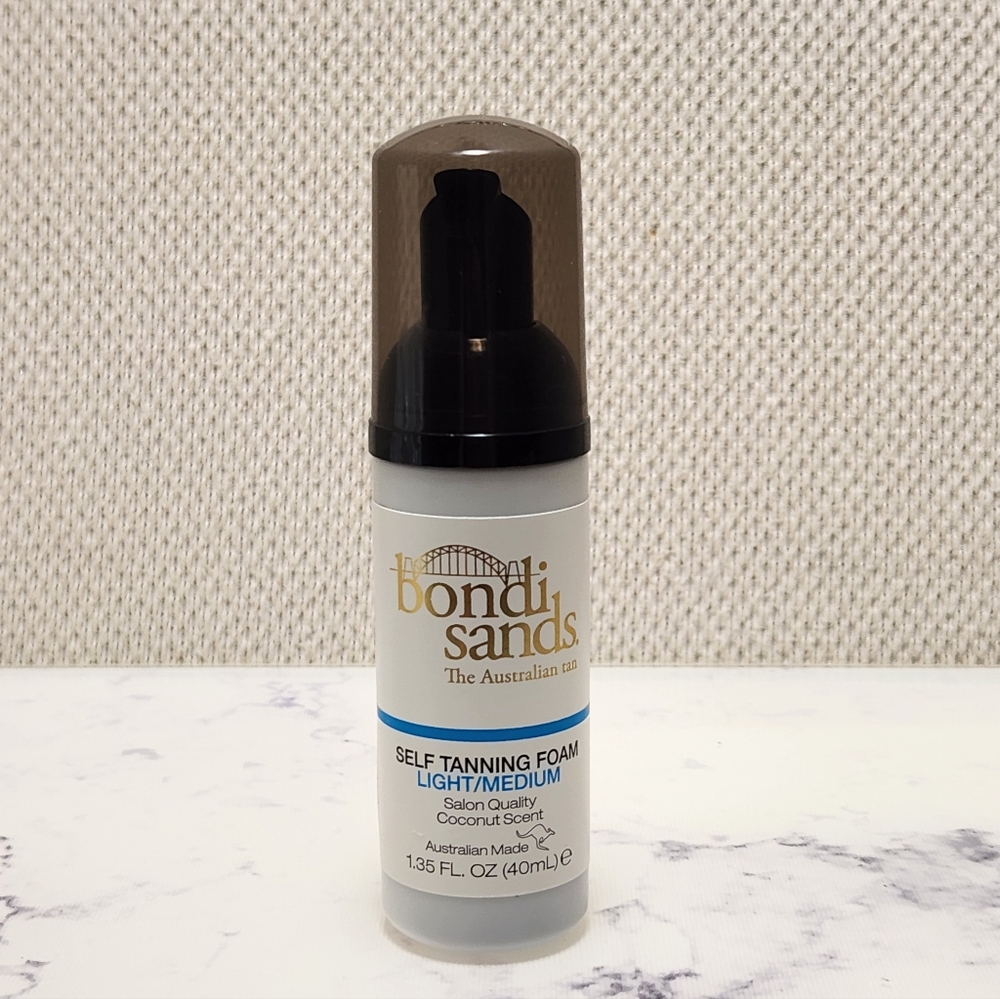 Bondi Sands Self Tanning Foam Light/Medium Travel Size 1.35 Oz